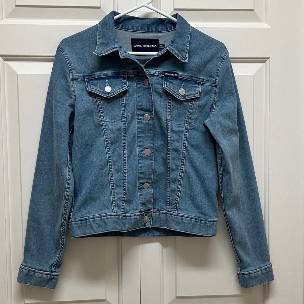 Calvin Klein jeans denim stretch cropped jacket, light blue, size S
